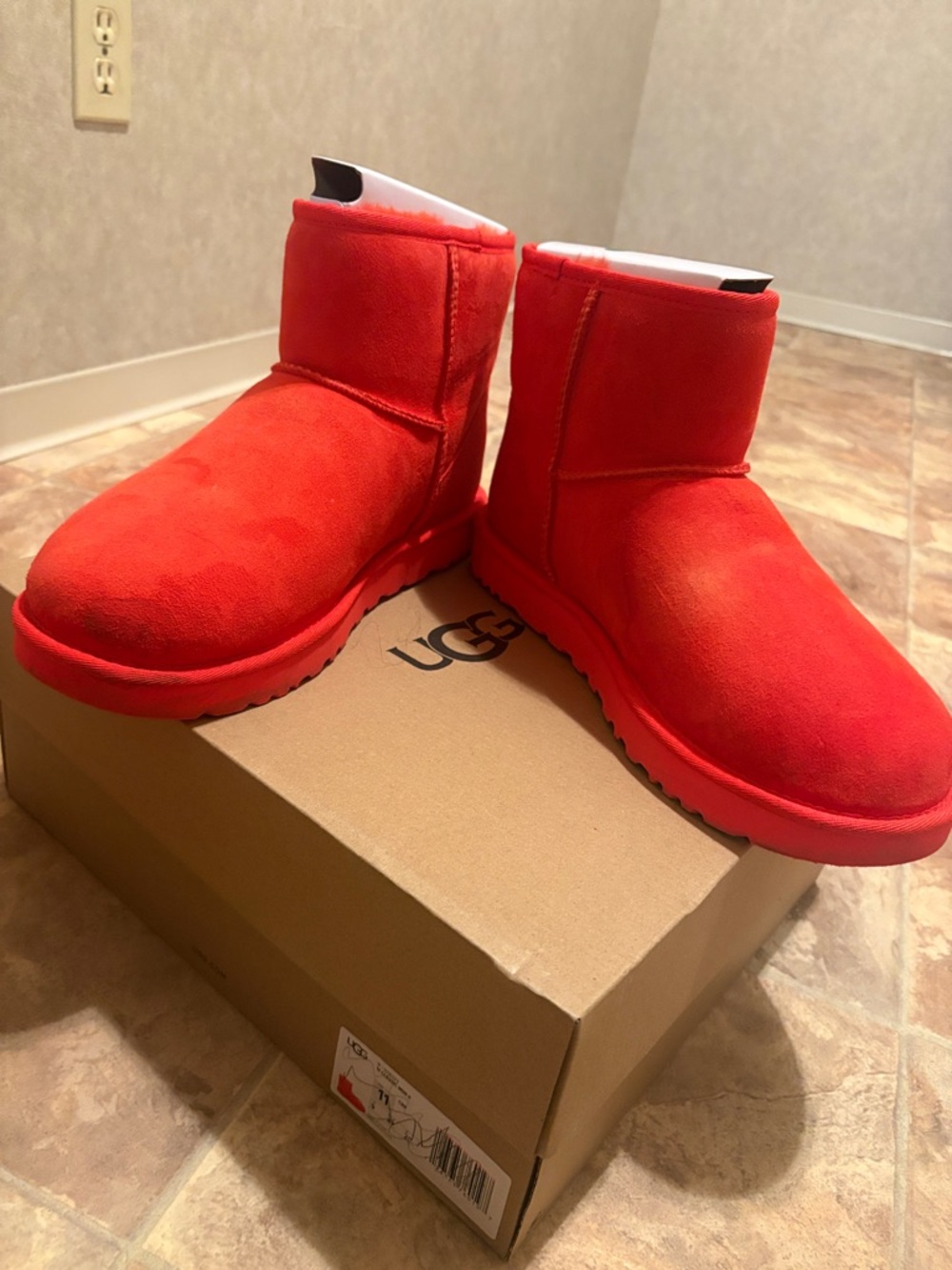 UGG Short Boot in Vibrant Red Suede